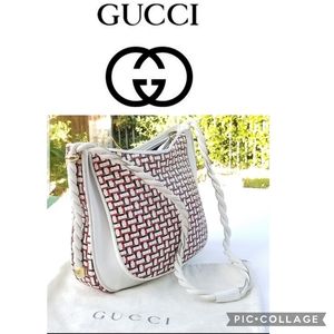 Stunningly beautiful Vintage Gucci Aviatrix woven leather shoulder bag